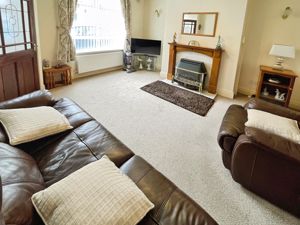 Lounge- click for photo gallery